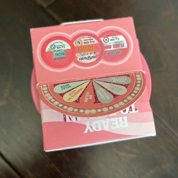 Soap & Glory scrub NIB - Picture 4 of 6